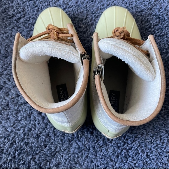 SPERRY Women’s Duck Boot Size 7.5 Cream Gold Sparkle Bean Boot Preppy - Picture 10 of 14